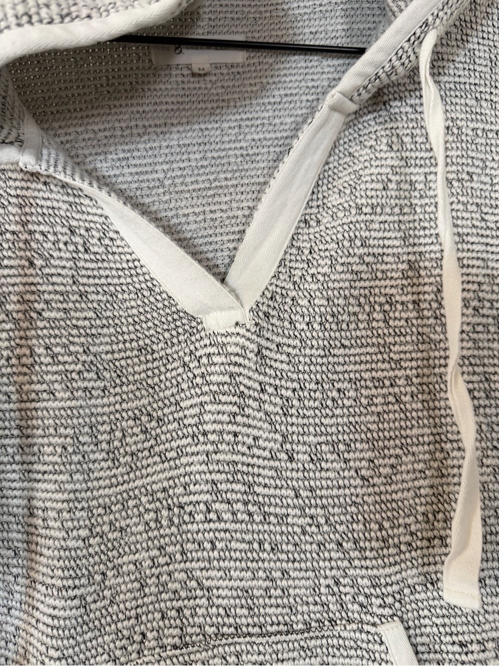 Lou & Grey Marled Light Gray Hooded Pullover with Drawstrings - Picture 4 of 10